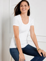 Ribbed Scoop Neck Tee