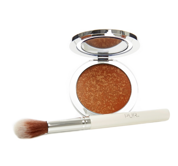 PÜR Finishing Powder Matte Bronzer with Brush
